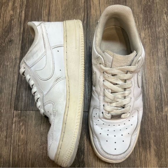 Nike Women’s Air Force 1 '07 White Tennis Shoes Sneakers Size 8 - Picture 5 of 14